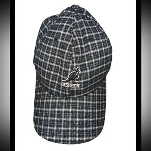 Kangol Other - Kangol Flexfit Baseball Cap SM/MD Pre-Owned /Good Condition
